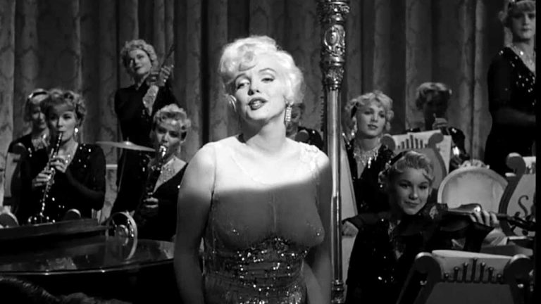 Marilyn Monroe as Chanteuse [by David Lehman]