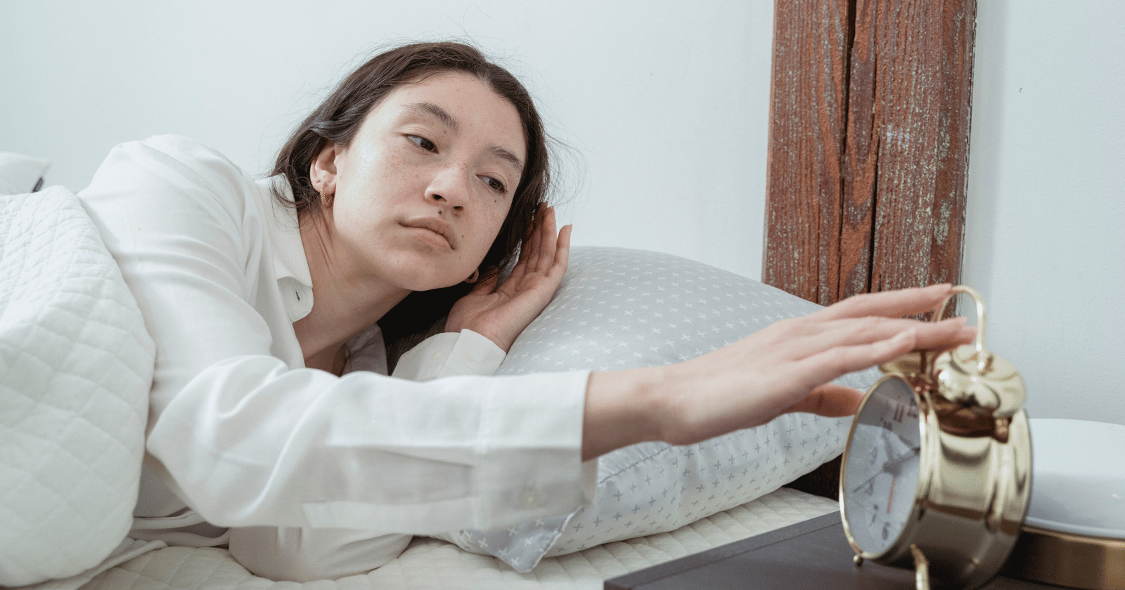 7 Sneaky Evening Habits That Could Be Robbing You of Your Morning Energy