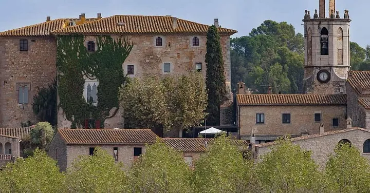Unlock Hidden Creativity: Discover the Unexpected Magic of a Writers Retreat in Spain!