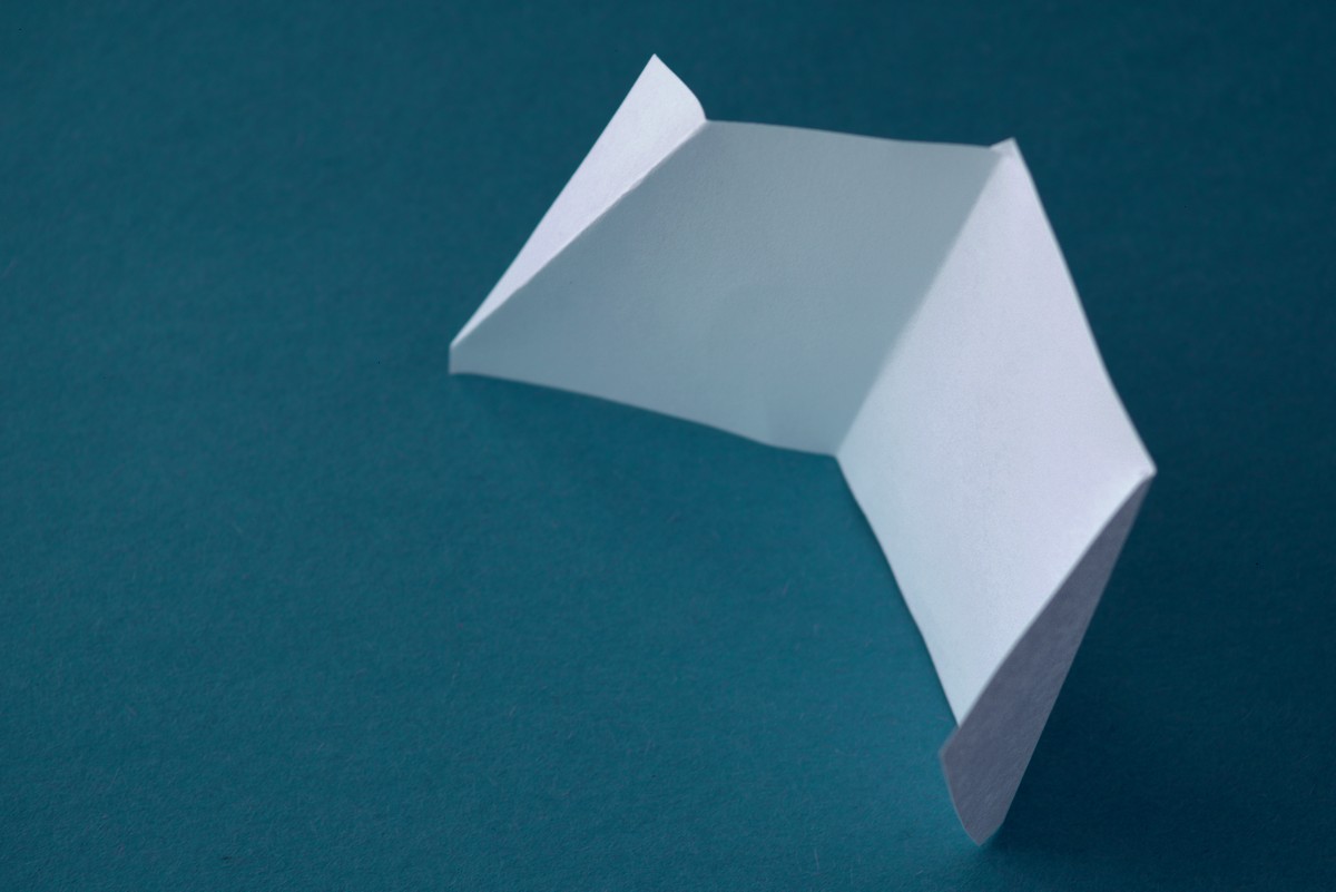 Unveiling Mystery and Emotion: The Enigmatic World of G. S. Katz’s "Scented Letter"