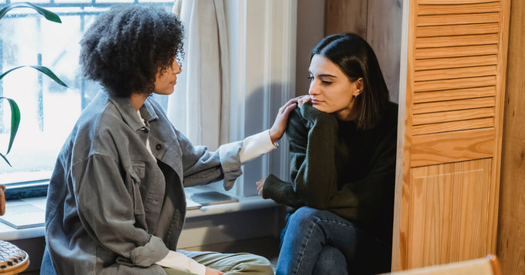 8 Surprising Behaviors Revealing Hidden Struggles of Strong Women You’d Never Expect