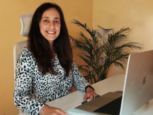 Unlock the Secret Formula That Transforms You Into a Fully-Booked Ghostwriter in Just 12 Months