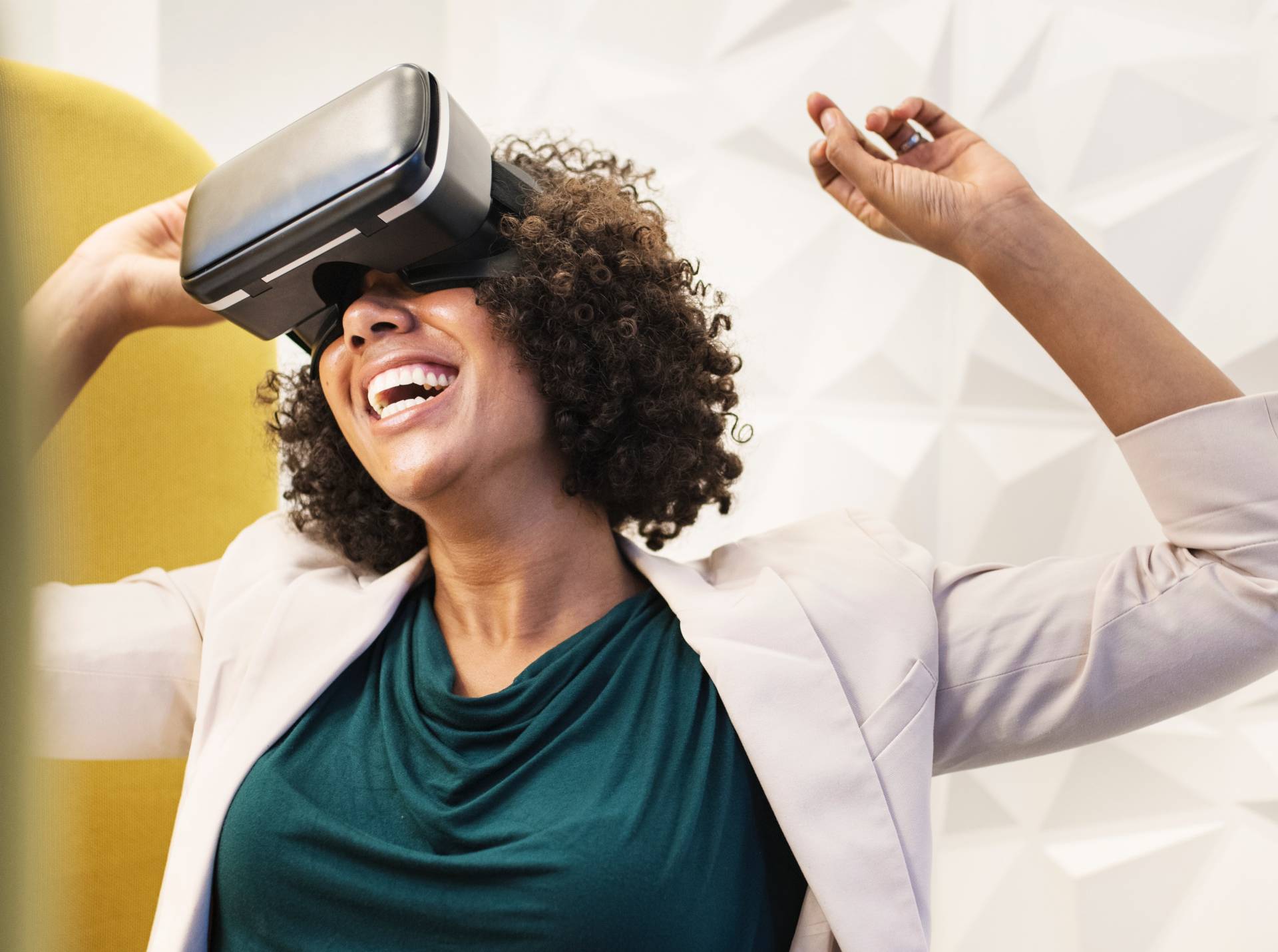 Uncover the Surprising Ways VR Is Revolutionizing Your Workday Forever